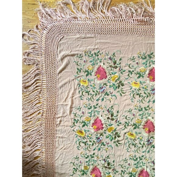 Antique Vintage Piano Shawl Embroidered Pink Silk Art Nouveau LARGE 68”x68” - Picture 6 of 13